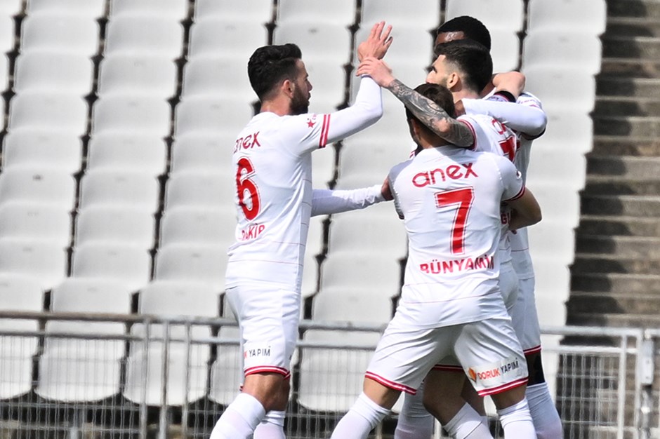 Süper Lig | Antalyaspor deplasman galibiyeti hasretini tek golle bitirdi