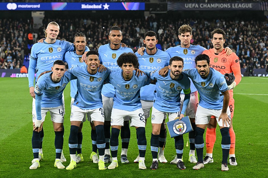 Uzun süre yok: Manchester City'nin savunmacısı ameliyat oldu