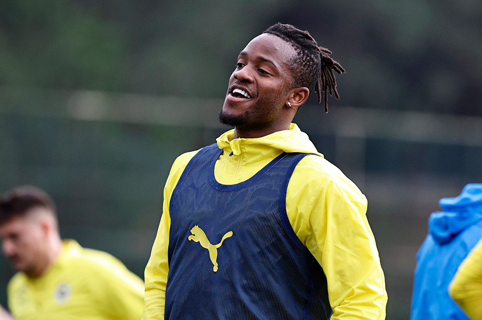 Fenerbahçe'de Michy Batshuayi'den transfer kararı  - 4. Foto