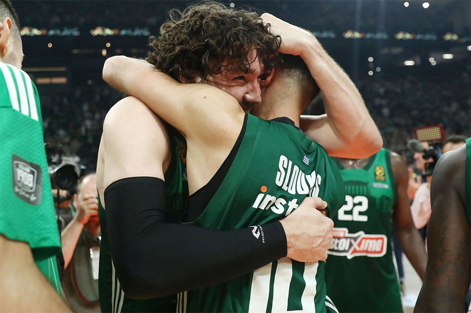 Cedi Osman'ın 19 Mayıs paylaşımı Yunanistan'da infial yarattı  - 2. Foto