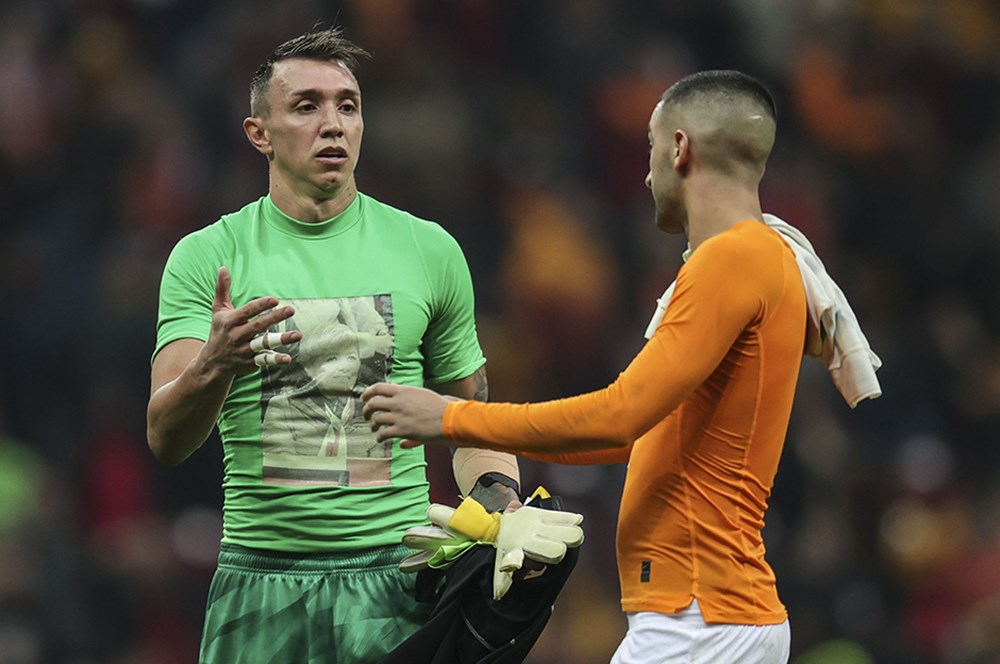 Flash Muslera powiedział po meczu Nihadowi Kahvesiemu: "Nie spodziewałem się tego"  - 10. Fotografia