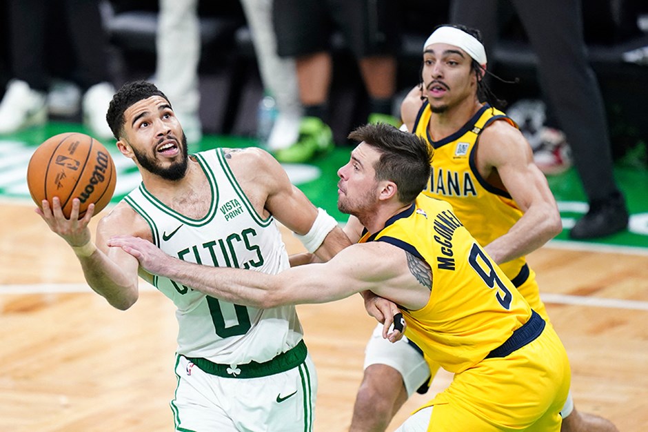 Boston Celtics, Indiana Pacers'ı yenerek seride öne geçti
