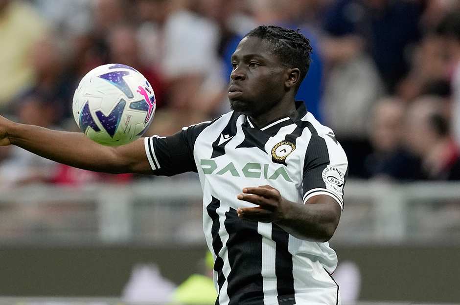 Galatasaray'dan sağ beke sürpriz isim: Festy Ebosele  - 2. Foto