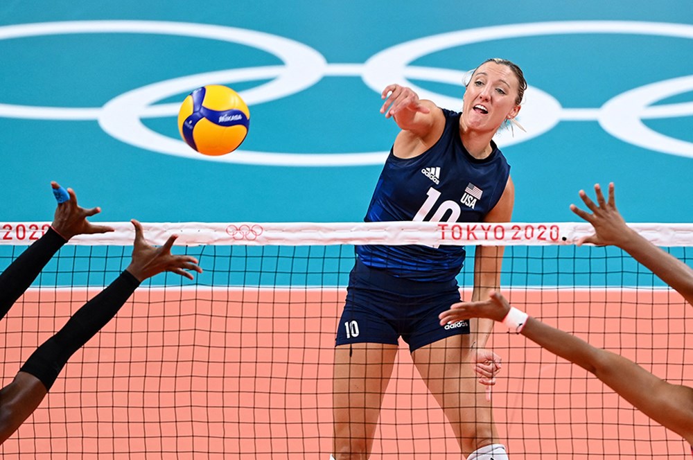 Dünyanın en zengin kadın voleybolcuları belli oldu: Zehra Güneş ve Ebrar Karakurt da listede  - 18. Foto