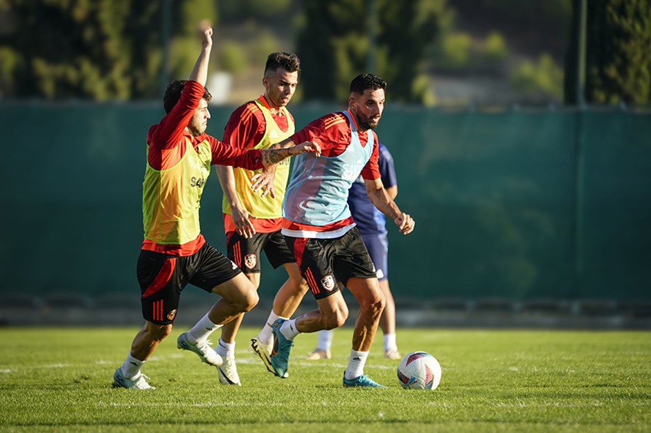 Gaziantep FK'de Daubin ve Mustafa Eskihellaç'a özel program