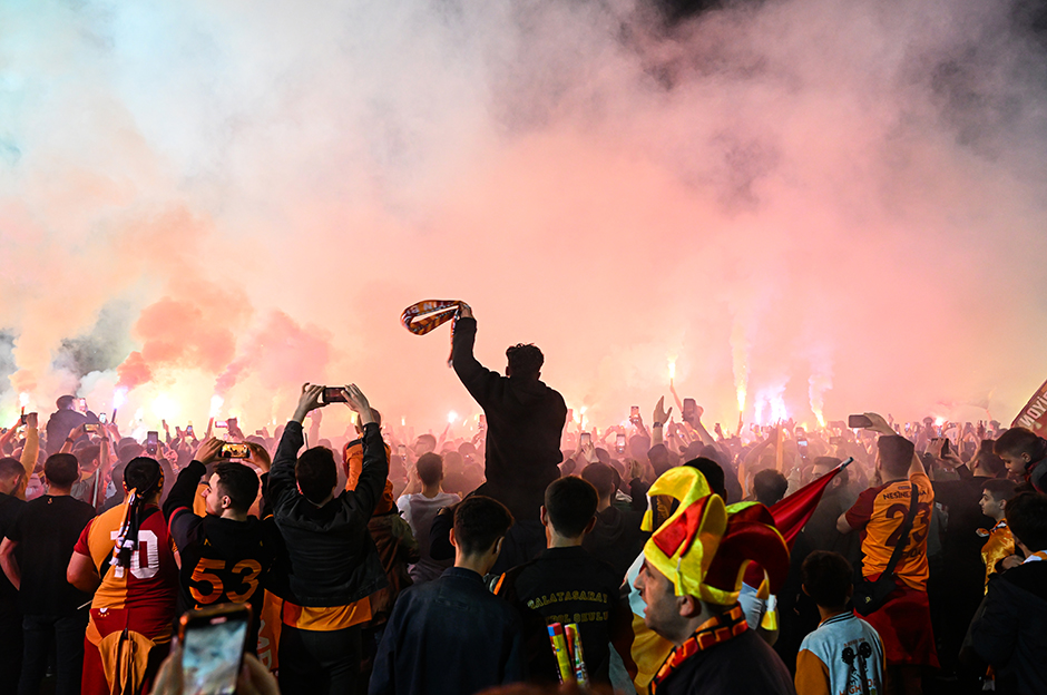 Florya'daki şampiyonluk kutlamasında Icardi şov  - 9. Foto