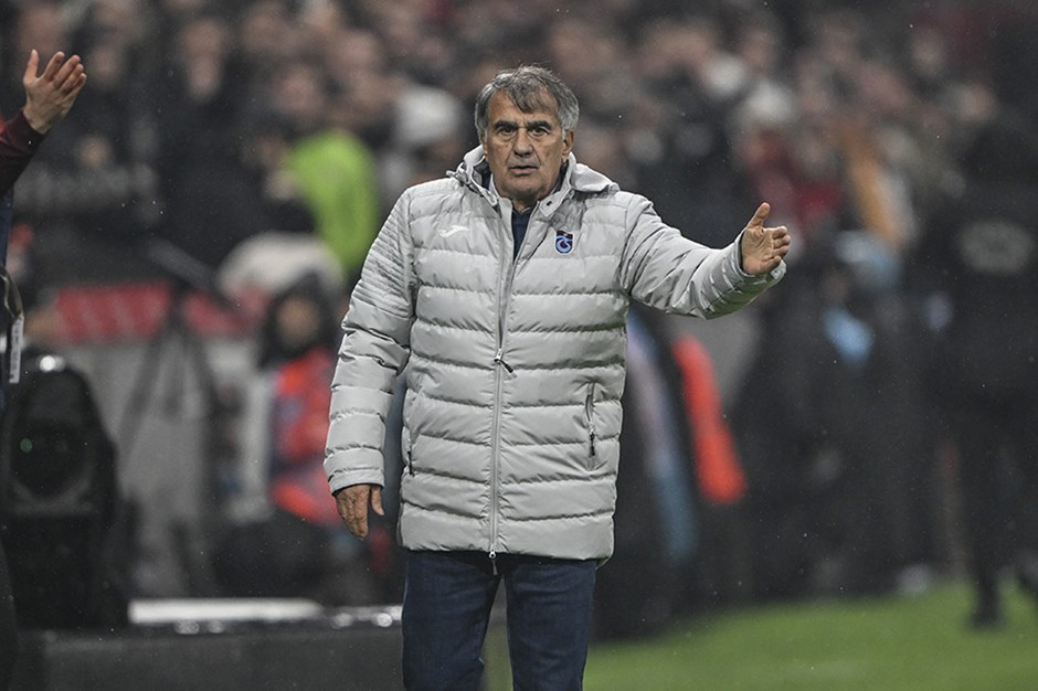 Şenol Güneş ilk yarıya dikkat çekti: "Maçın en net pozisyonuydu"