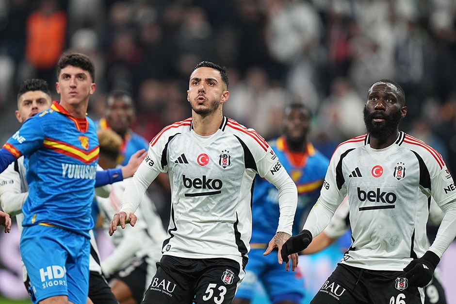 Beşiktaş'ta Emirhan Topçu sarı karta abone!