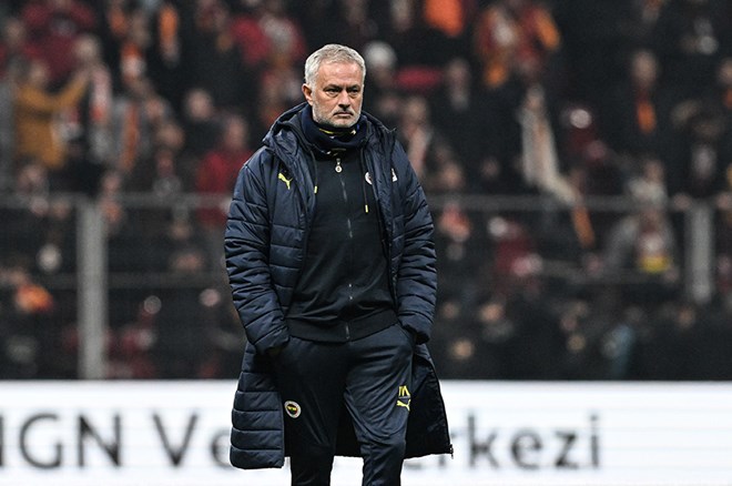 SON DAKİKA: Fenerbahçe'den Galatasaray'a Mourinho cevabı - 3. Foto