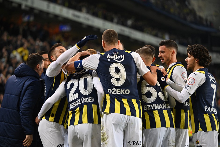 Yeni transferler kadroda: Fenerbahçe'nin UEFA kadrosu güncellendi
