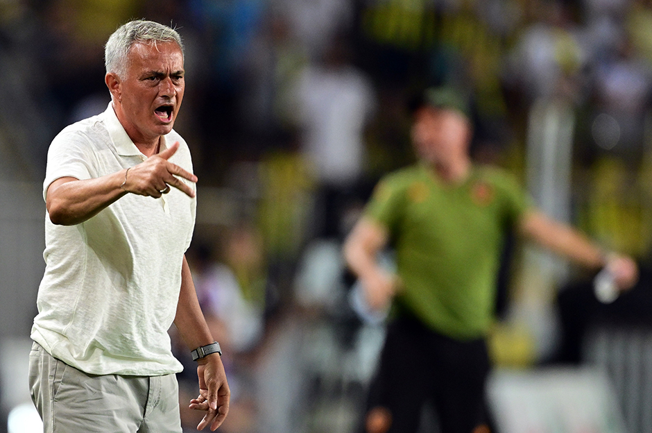 Teknik direktör Jose Mourinho konuyla ilgili Lugano maçı öncesi düzenlediği basın toplantısında