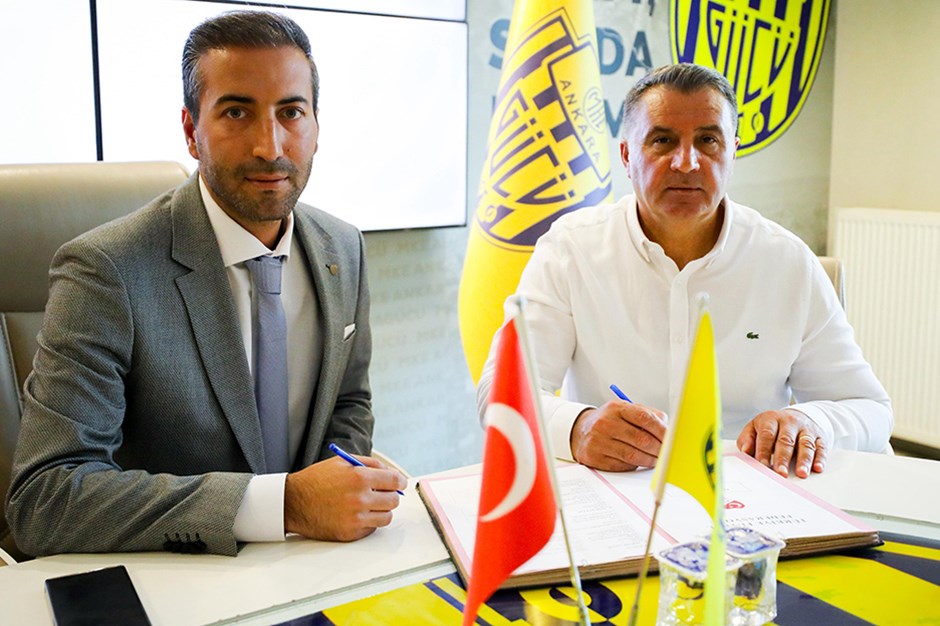 Ankaragücü'nde teknik direktör kararı: İmzalar atıldı