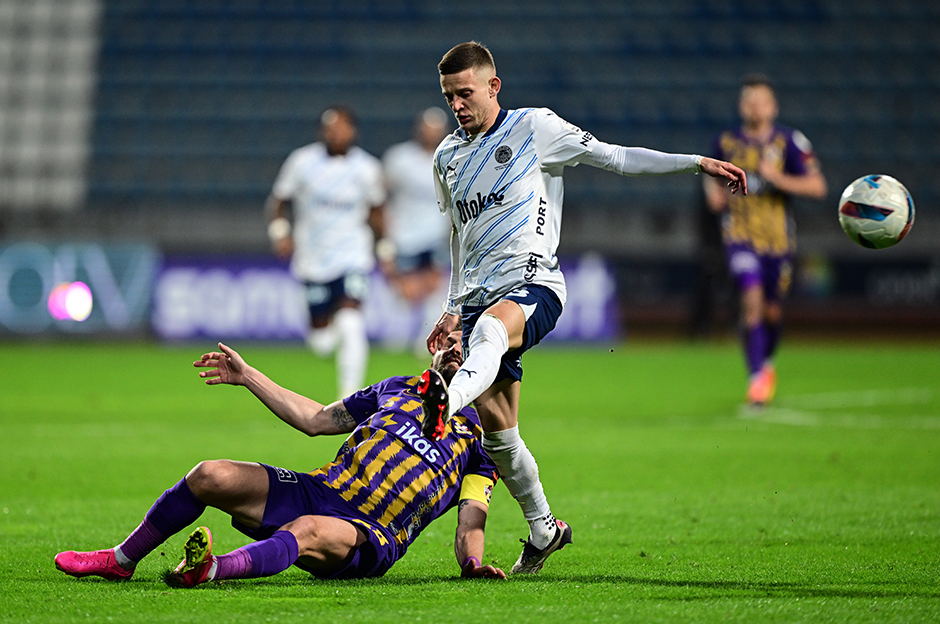 Trio ekibi tartışmalı pozisyonları yorumladı: Penaltılar, kırmızı kartlar...  - 3. Foto