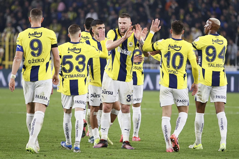 Fenerbahçe'nin Alanyaspor maçı kamp kadrosunda 9 eksik