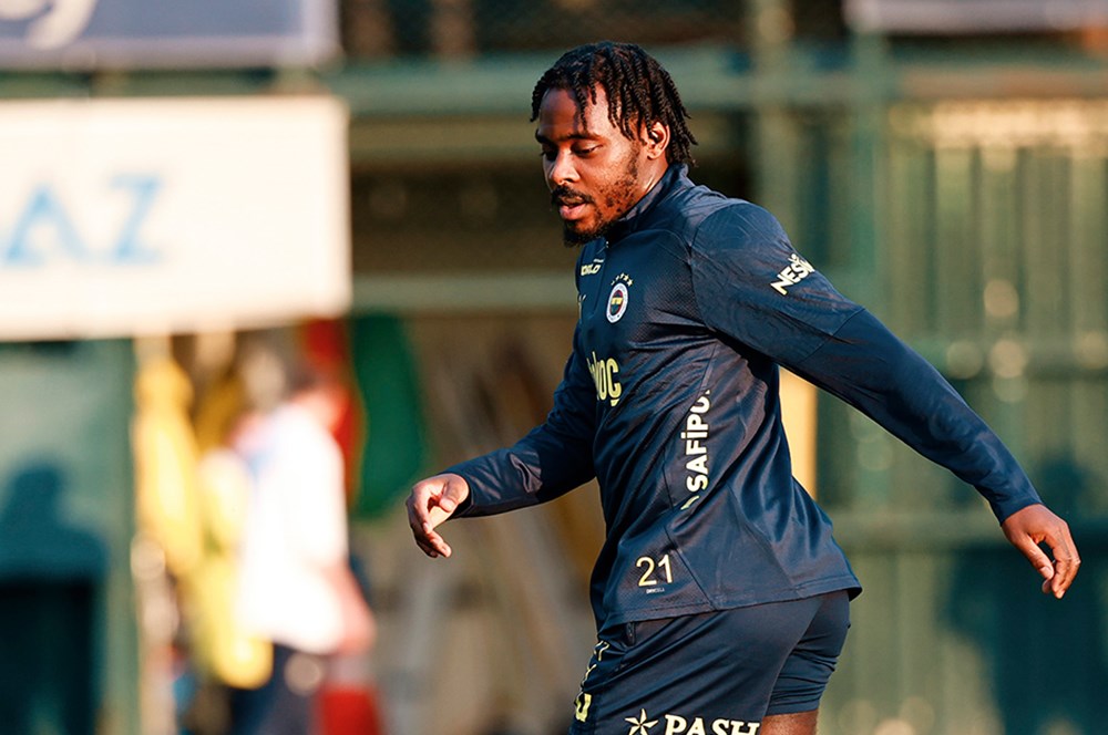 Fenerbahçe'de Saint-Maximin ve Osayi-Samuel gelişmesi  - 3. Foto