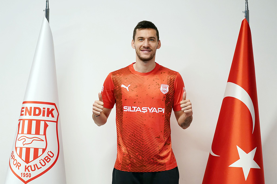 Umut Nayir Resmen Pendikspor'da- Son Dakika Spor Haberleri | NTVSpor