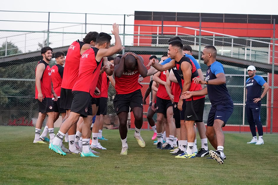 Gaziantep FK'da yeni transfere ilginç karşılama