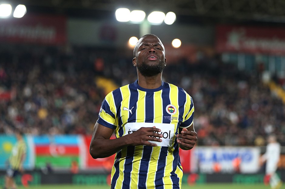 Enner Valencia'dan Fenerbahçe paylaşımı: Yaşananlara tepkisiz kalmadı