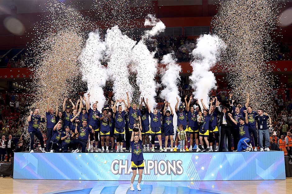 Fenerbahçe Alagöz Holding üst üste ikinci kez EuroLeague şampiyonu
