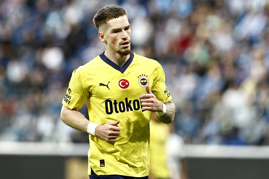 Ryan Kent ikiye böldü: "Aklı başka yerlerde"