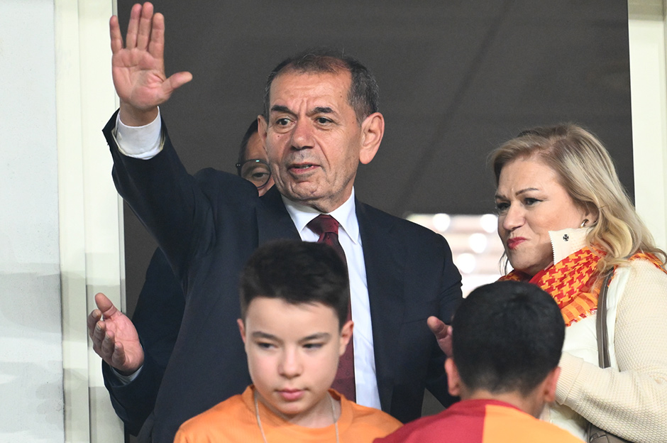 "Şampiyonluklara zaten alıştık" diyen Dursun Özbek yeni hedeflerini açıkladı  - 1. Foto