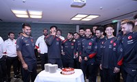 A Milli Takım'da Ozan Kabak'ın doğum günü kutlandı