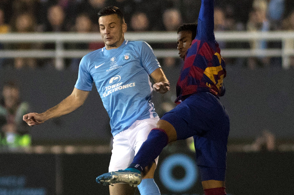 Trabzonspor'a 43 maçta 41 gol katkısı veren İspanyol forvet  - 4. Foto