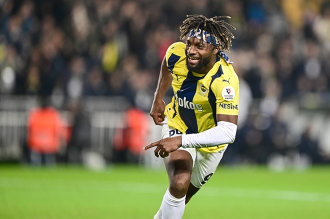 Allan Saint-Maximin'in ayrılık iddialarına yanıt  - 2. Foto