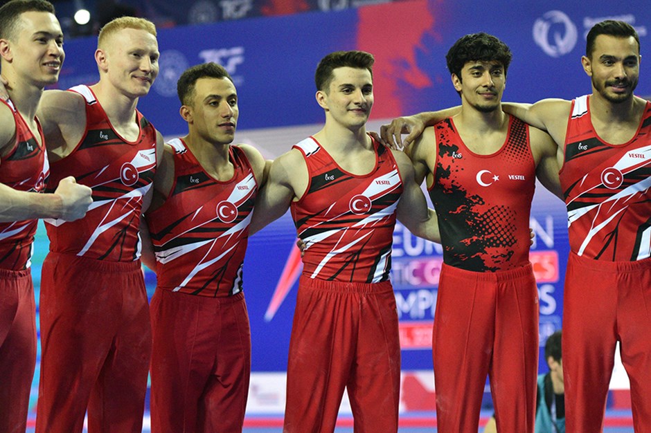 Artistik Cimnastik Erkek Milli Takımı, Avrupa Şampiyonası'nda gümüş madalya kazandı