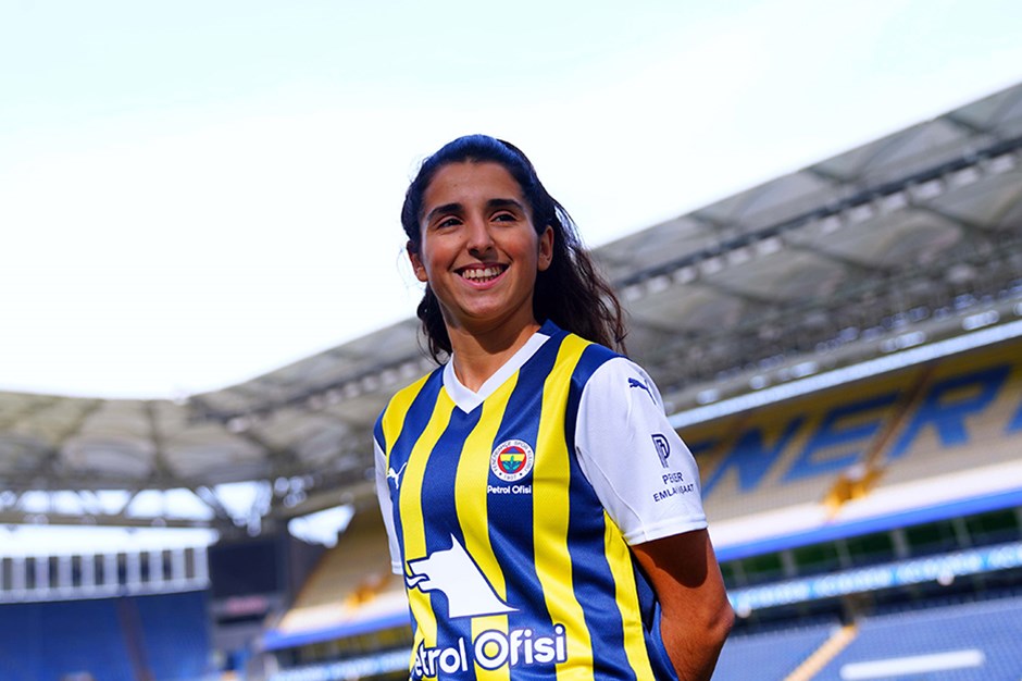 Samya Hassani, Fenerbahçe'den ayrıldı