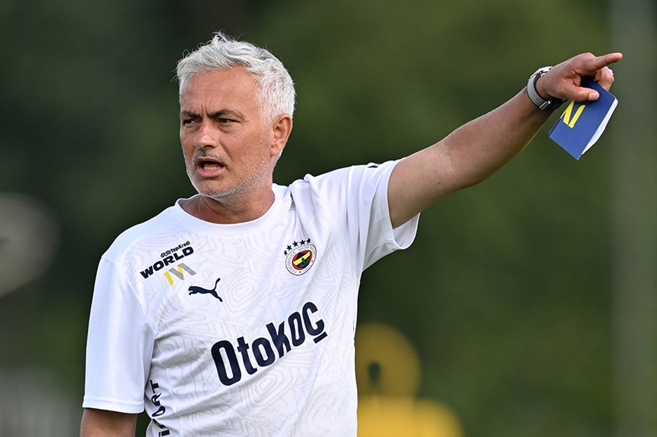 Fenerbahçe'de kampa Jose Mourinho damgası