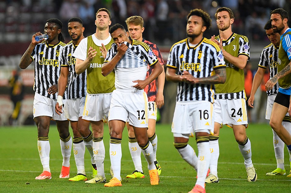 Juventus zirvenin 19 puan gerisine düştü