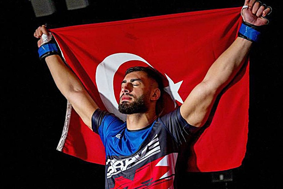 UFC'ye Türk dövüşçü İbo Aslan damga vurdu