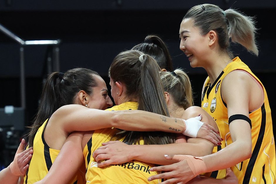 Vakıfbank zorlansa da kazandı