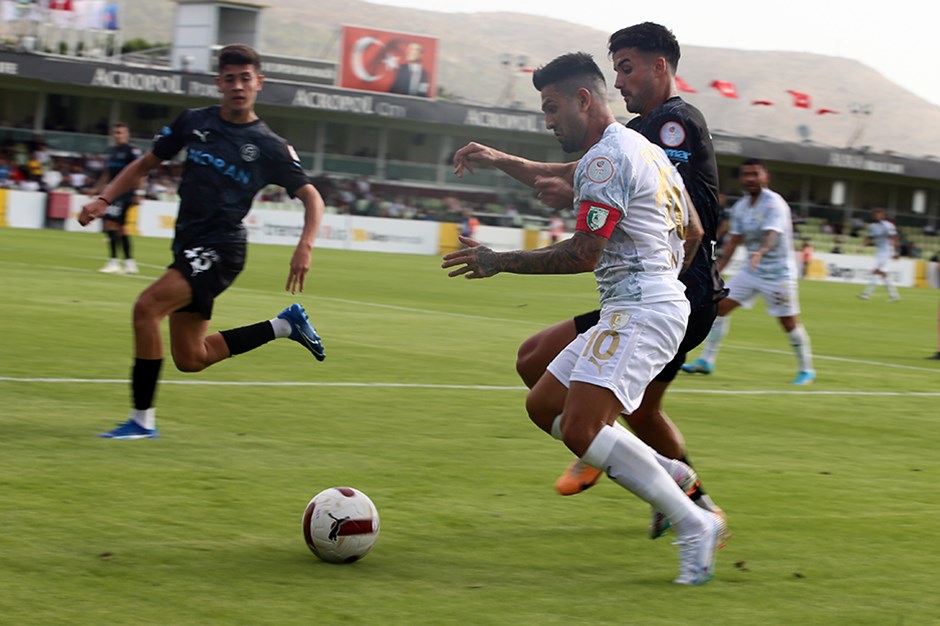 Bodrum FK, Manisa FK'yı iki golle geçti