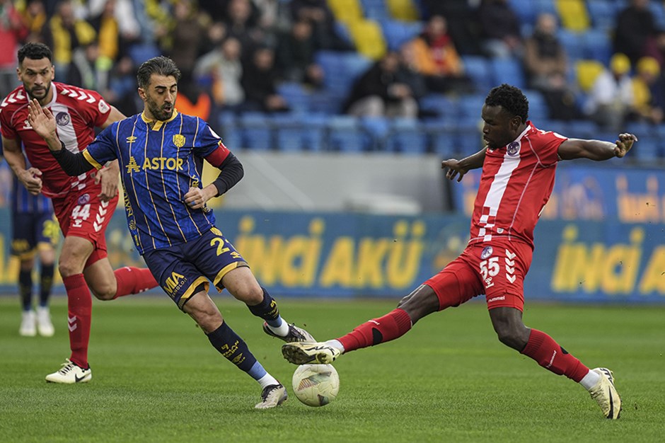 Başkent derbisini Ankaragücü'nün: 4 gol VAR'dan döndü