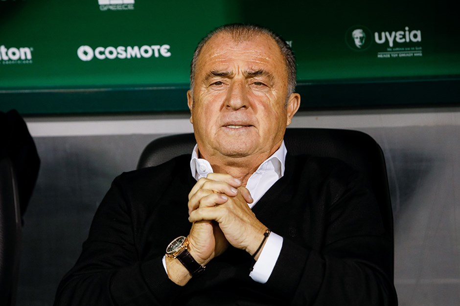 Fatih Terim, Şampiyonluk Turu'na derbi zaferiyle başladı: Panathinaikos, Olimpiakos'u 3'ledi