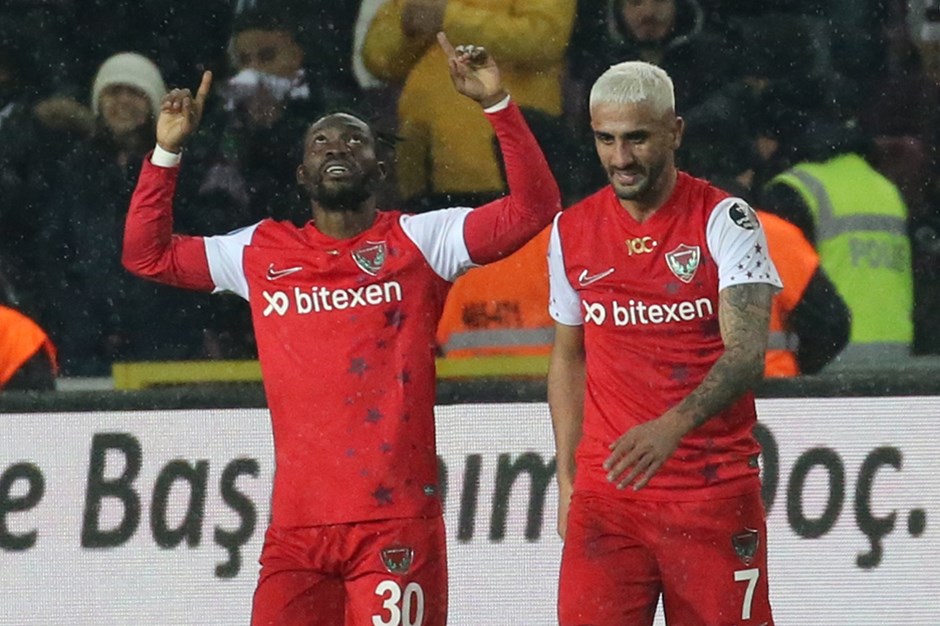 VİDEO: Hataysporlu Christian Atsu'nun Süper Lig'deki ilk ve tek golü