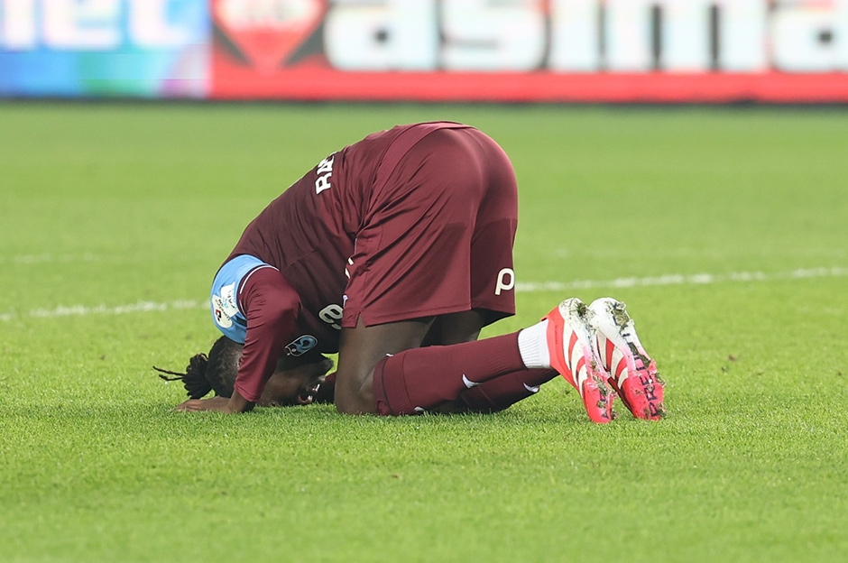 Trabzon'da tepki büyük: "Formaları çıkarın bu şehri terk edin"  - 4. Foto