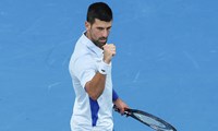 Novak Djokovic, Avustralya Açık'ta yarı finale yükseldi