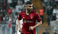 Beşiktaş'ta sakatlık: Maça devam edemedi