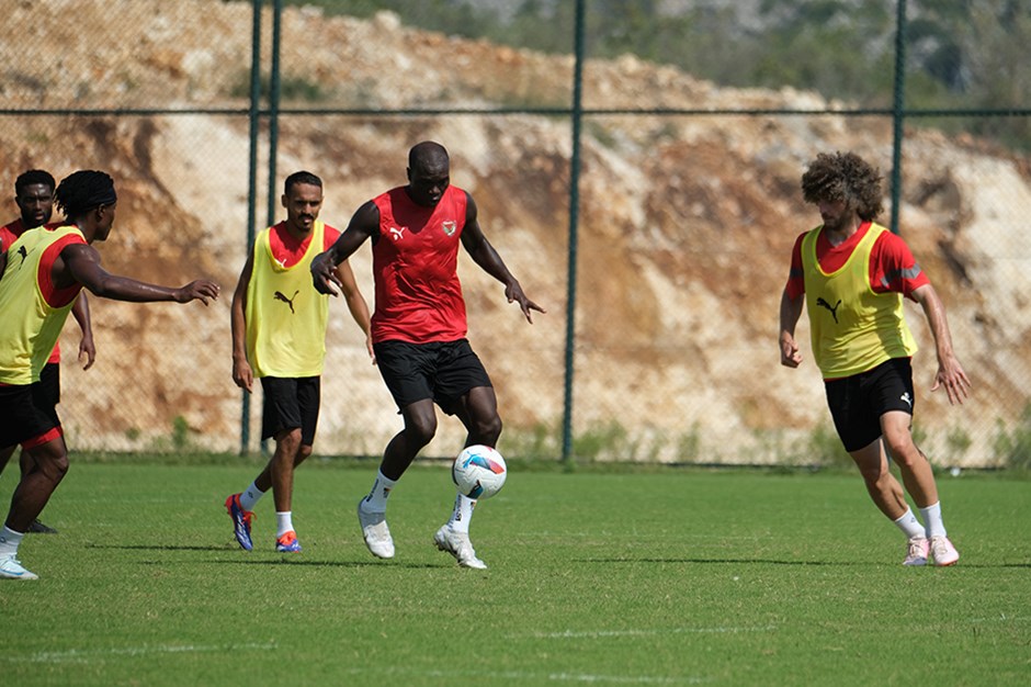 Hatayspor'da, Bodrum FK mesaisi başladı