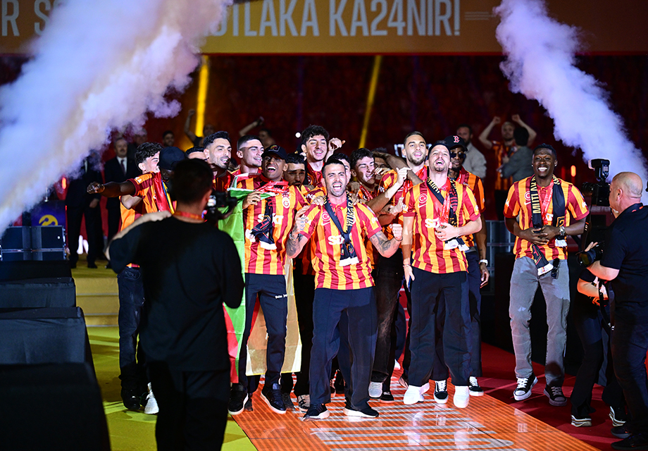 Avrupa'da şampiyonlar listesi açıklandı: İlk 10'da tek Türk takımı var  - 3. Foto