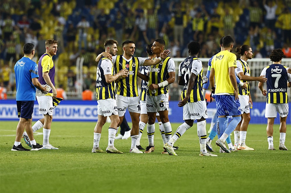 Fenerbahçe 11 maçın sadece 2'sinde bunu yaşadı: ligde 7 alanda lider  - 15. Foto