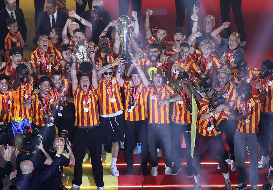 Avrupa'da şampiyonlar listesi açıklandı: İlk 10'da tek Türk takımı var  - 13. Foto