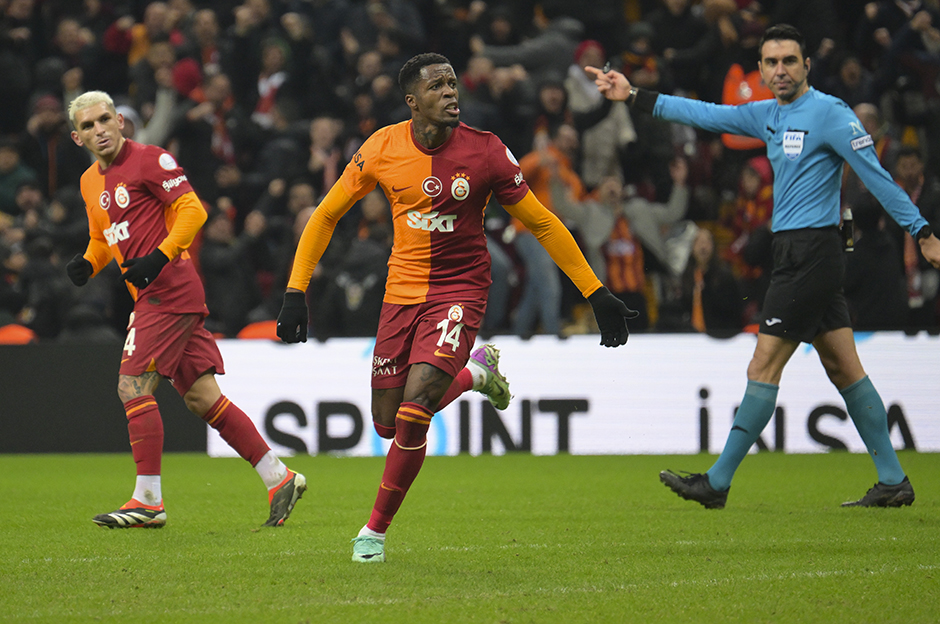 Galatasaray’In Sparta Prag Primi Ortaya Çıktı: Dursun Özbek Kesenin ...