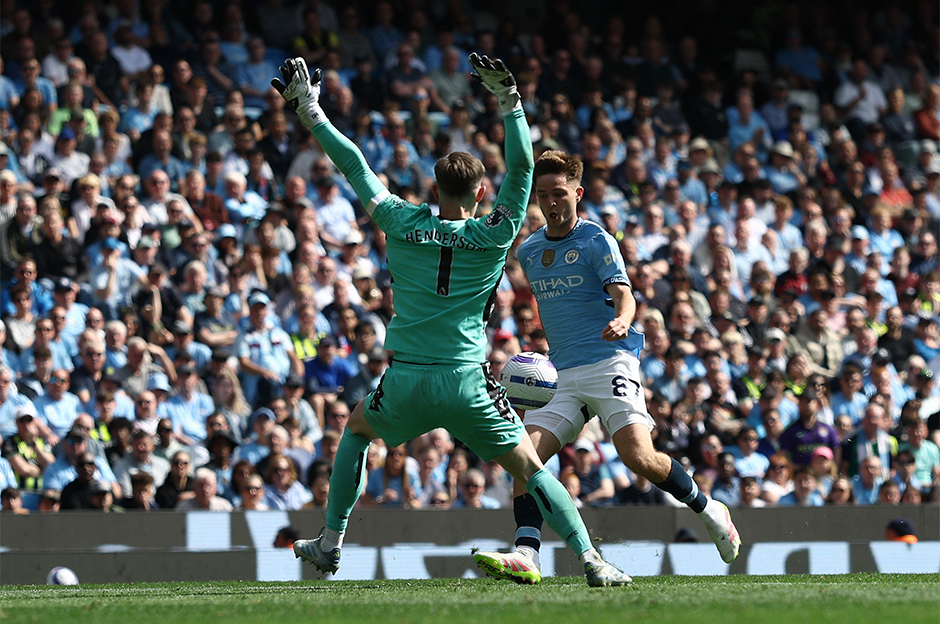 Manchester City kabustan ikinci yarıda uyandı: 7 gollü maçta Ederson rekorunu geliştirdi  - 4. Foto