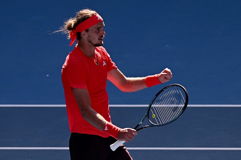 Zverev ve Badosa, Avustralya Açık'ta yarı finalde