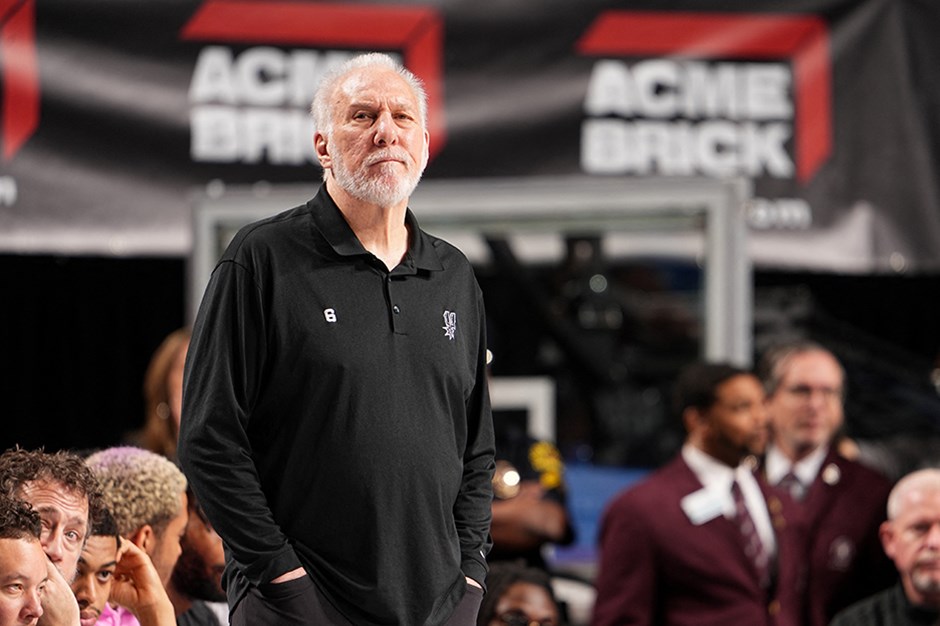 74 yaşındaki Gregg Popovich'e 5 yıllık sözleşme