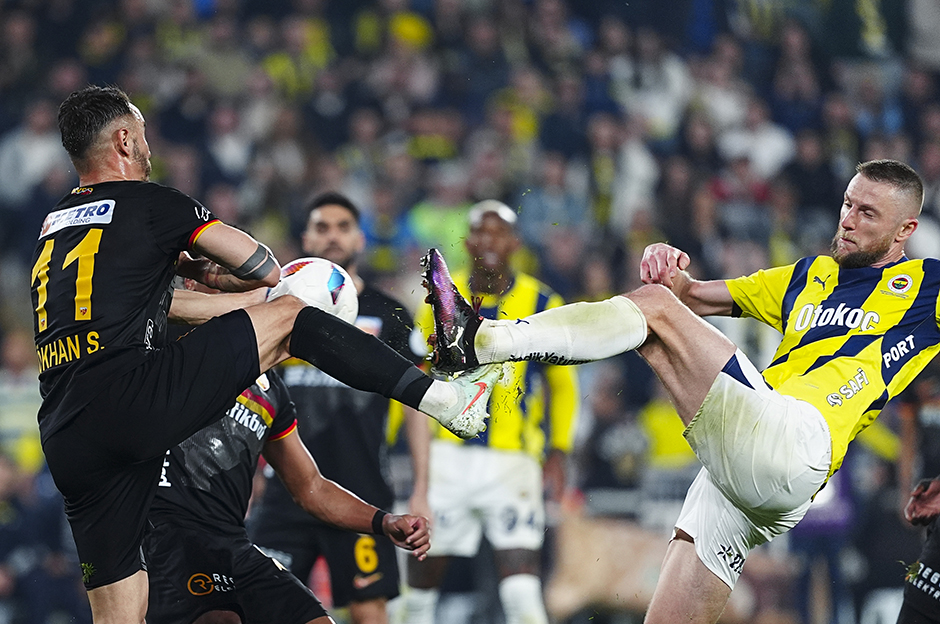 Trio ekibinden Fenerbahçe maçı için olay yorum: "Bu bir VAR skandalıdır"  - 5. Foto